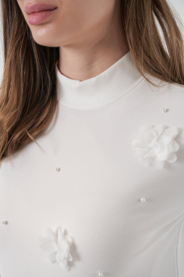 Kadın Çiçekli Örme Bluz 978 - Beyaz - 5