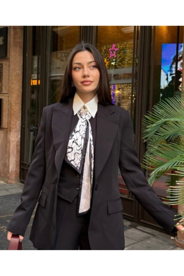 Stylish Women's Scarf Tie