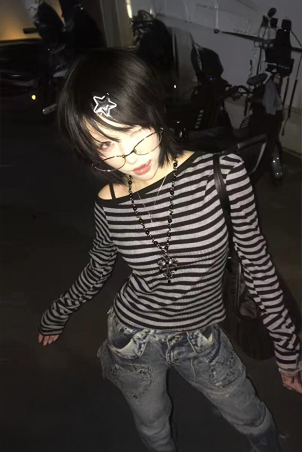 Black Gray Striped Y2K Long Sleeve Crop