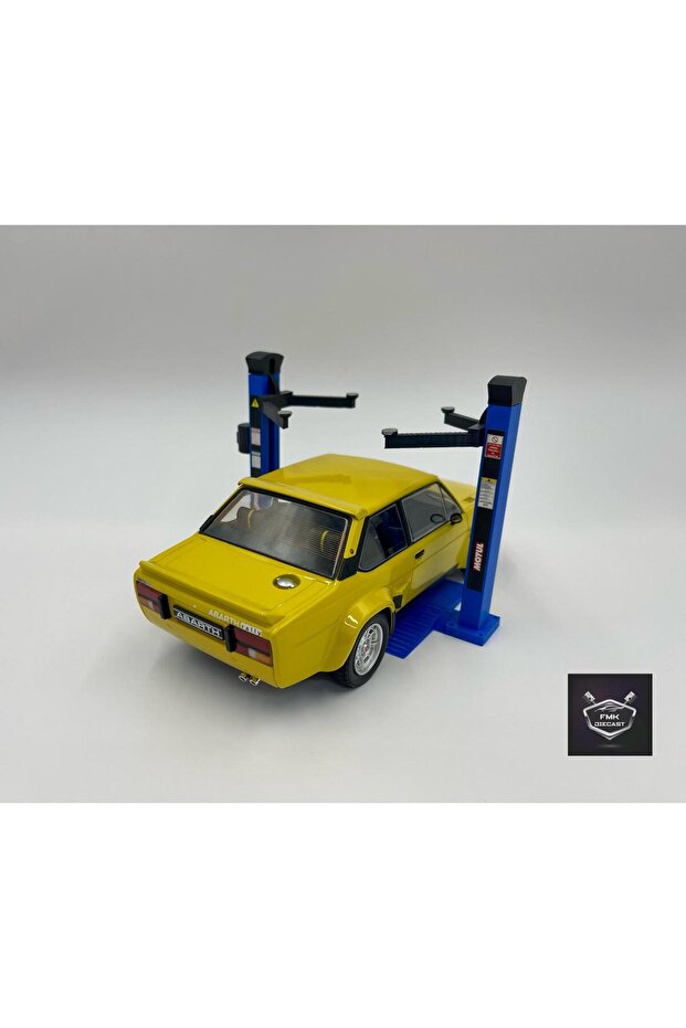 مصعد متحرك أزرق اللون بمقياس 1:18 - 1