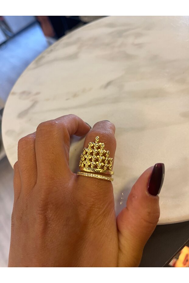 Adjustable ring
