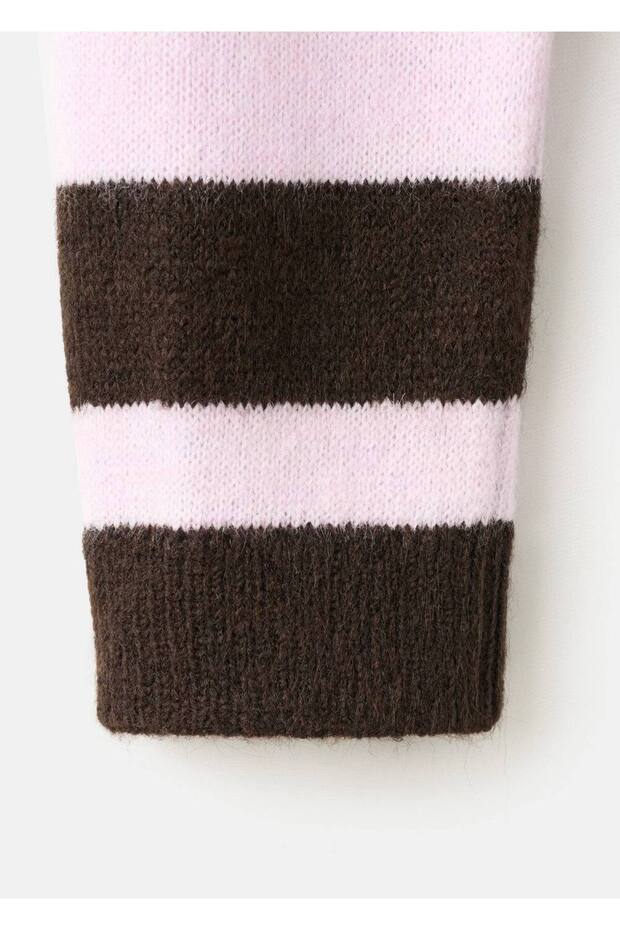 Çizgili triko kazak - 5