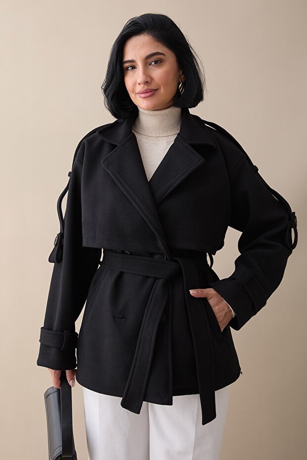 Kolu Epaulettes Black Short Coat