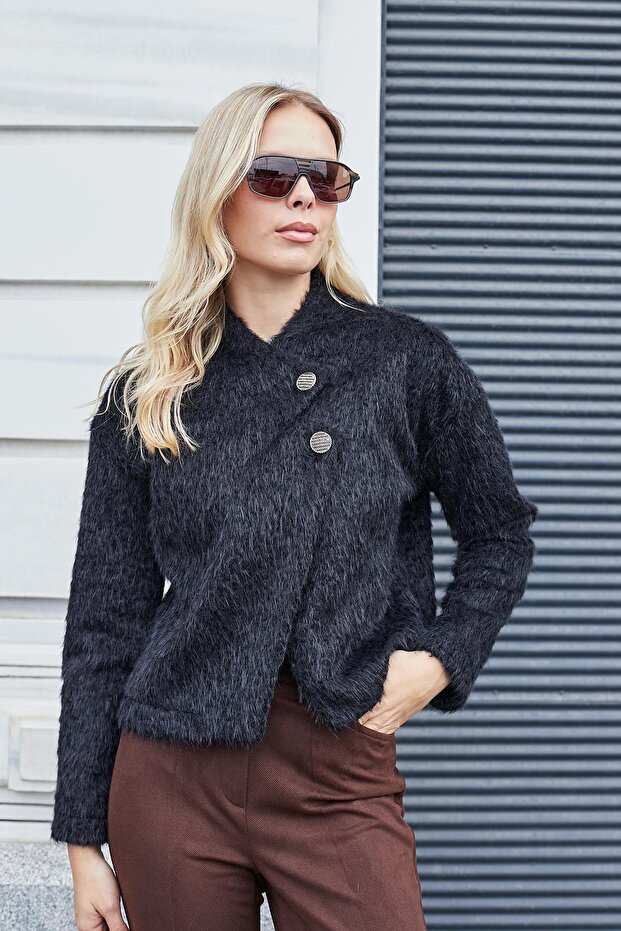 Women's faux fur trimmed short coat - black