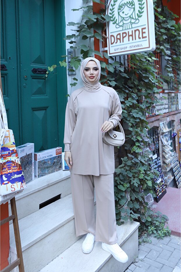 طقم مودال بسحاب وجيوب جانبية