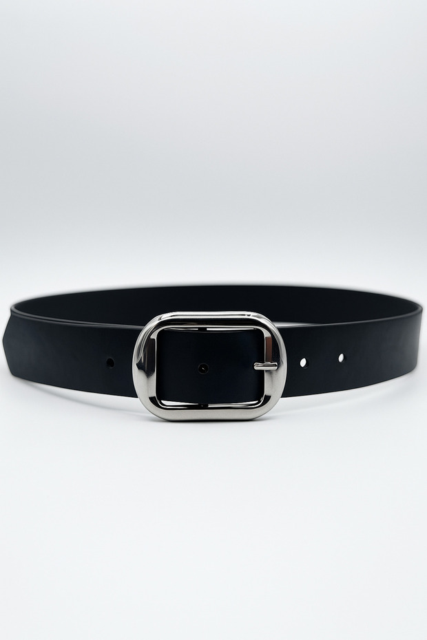 Women's Black Faux Leather Belt with Silver Oval Buckle – a Stylish Model Offering Both Classic and Modern Styles