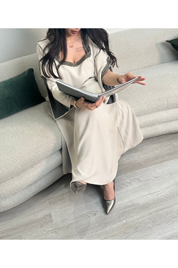 جلابيه اوف وايت - 1