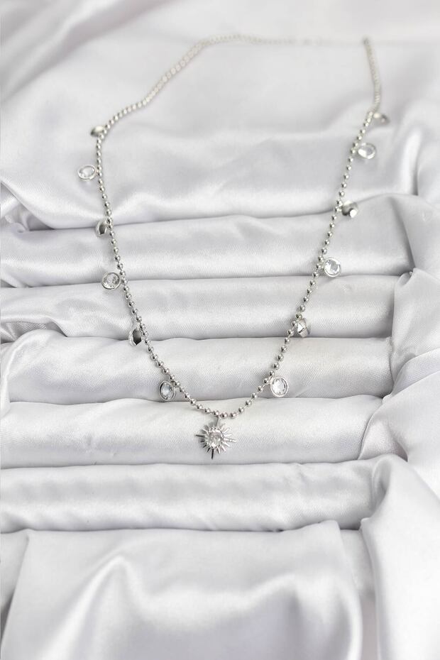 Zircon Stone Pole Star Brass Women's Necklace (Silver Color)