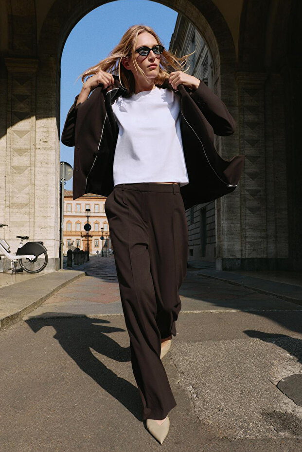 Premium Vento Mid Waist Wide Leg Woven Trousers