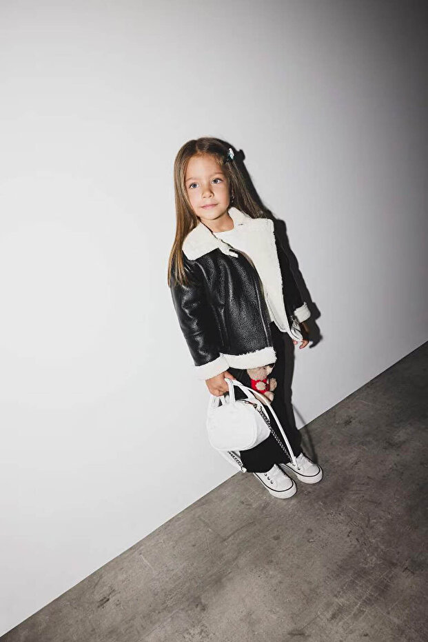 Warm Baby Girl Windproof Waterproof Shirt Collar Plush Lining Faux Leather with Zipper Pocket