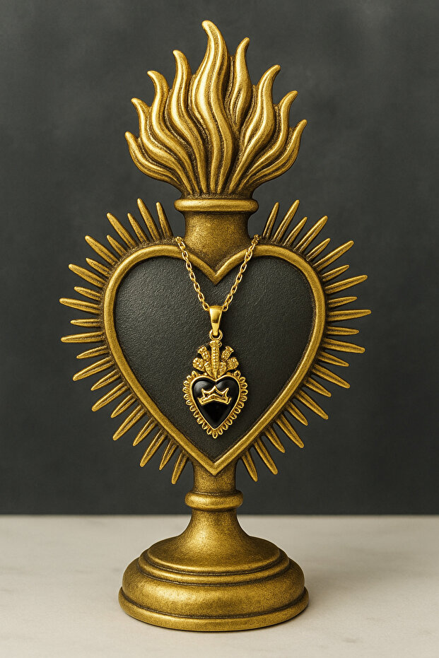 Taçlı Kalp Kolyesi - 5