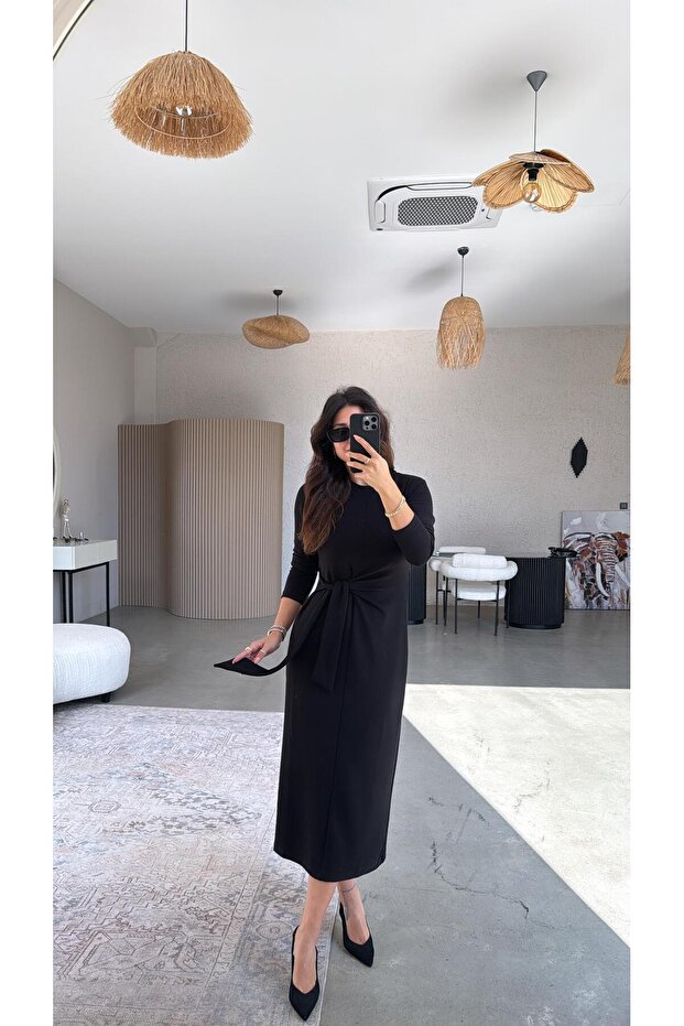 فستان مودال أسود برباط