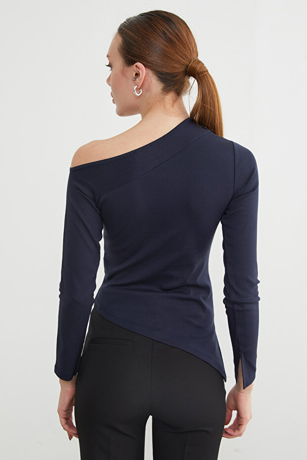 Basic Asimetrik Yırtmaçlı Tek Omuz Bluz - 6