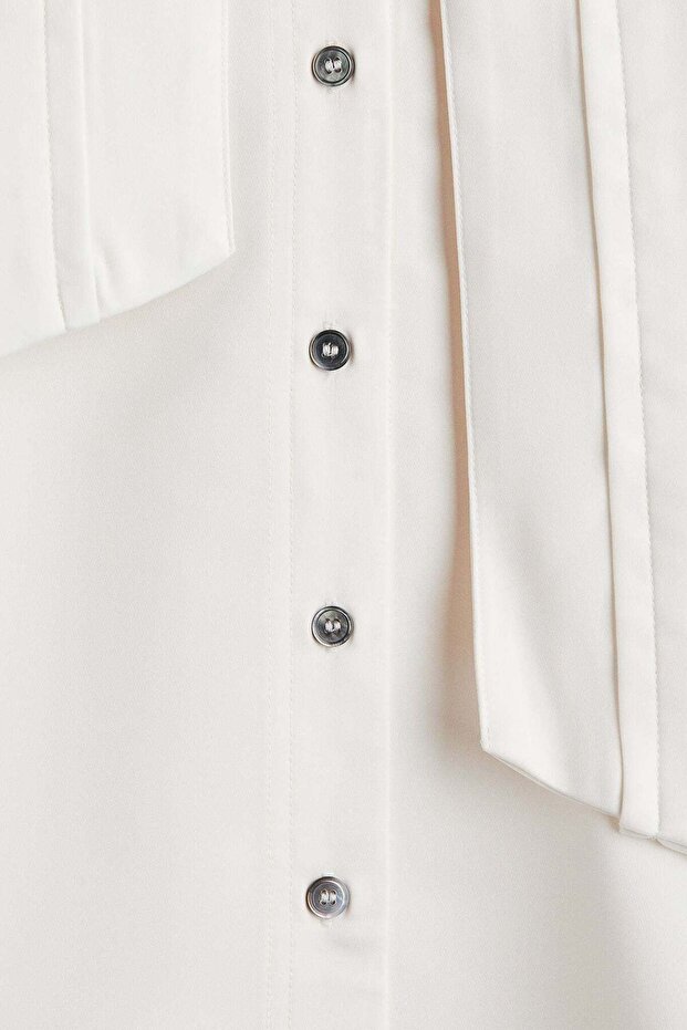 Bow-collar blouse - 6