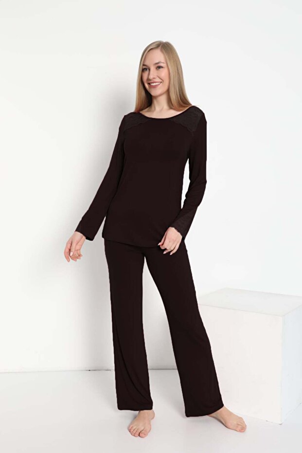 840-538 Lace Detailed Crew Neck Pajama Set