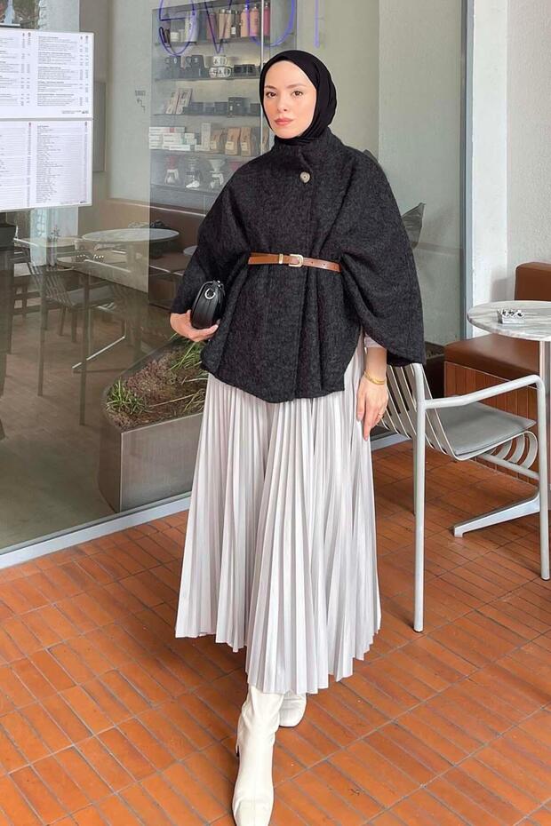 Hakim Collar Belt Detailed Cashmere Poncho Black