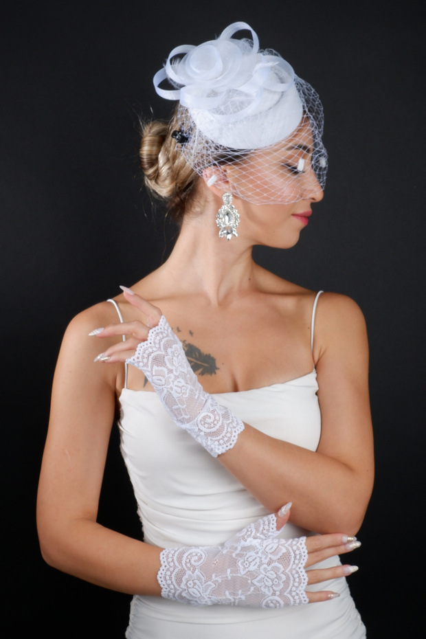 Polka Dot Detailed Bridal Wedding Cap Accessory and Fingerless Lace Wedding Gloves Set