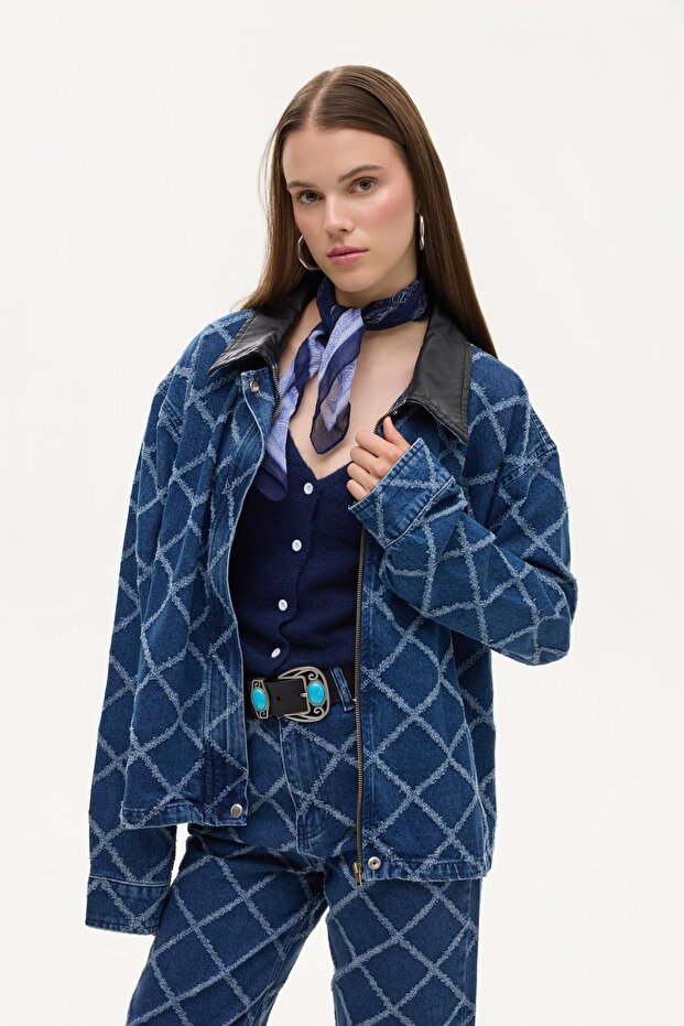 Women's Patterned Leather Collar Zippered Jean Jacket Blue