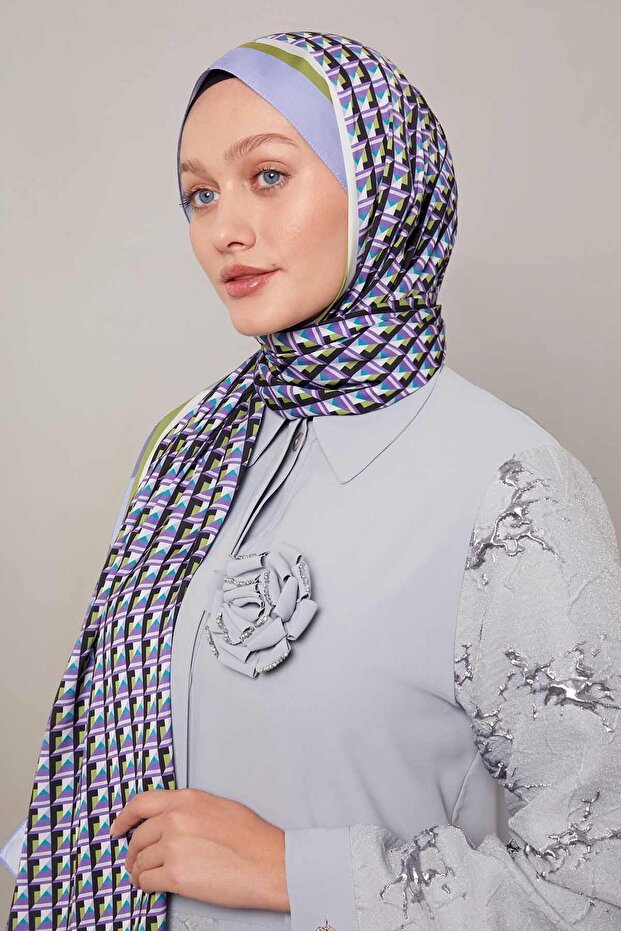 Lilac Three-Dimensional Pattern Club Shawl - 3