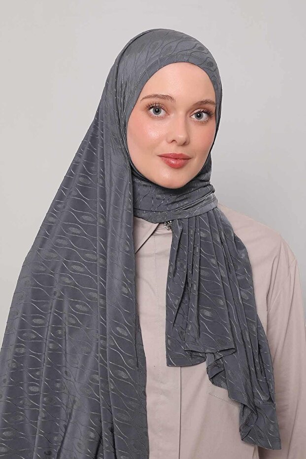 شال أنثراسايت فاخر جاهز للارتداء
