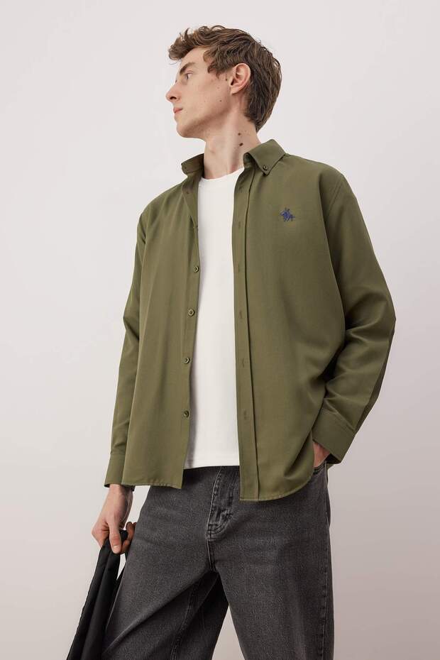 Koyu Haki Regular Fit Nakış Detaylı Oxford Kolay Ütülenebilir Smart Gömlek TMNAW25GO00036 - 2