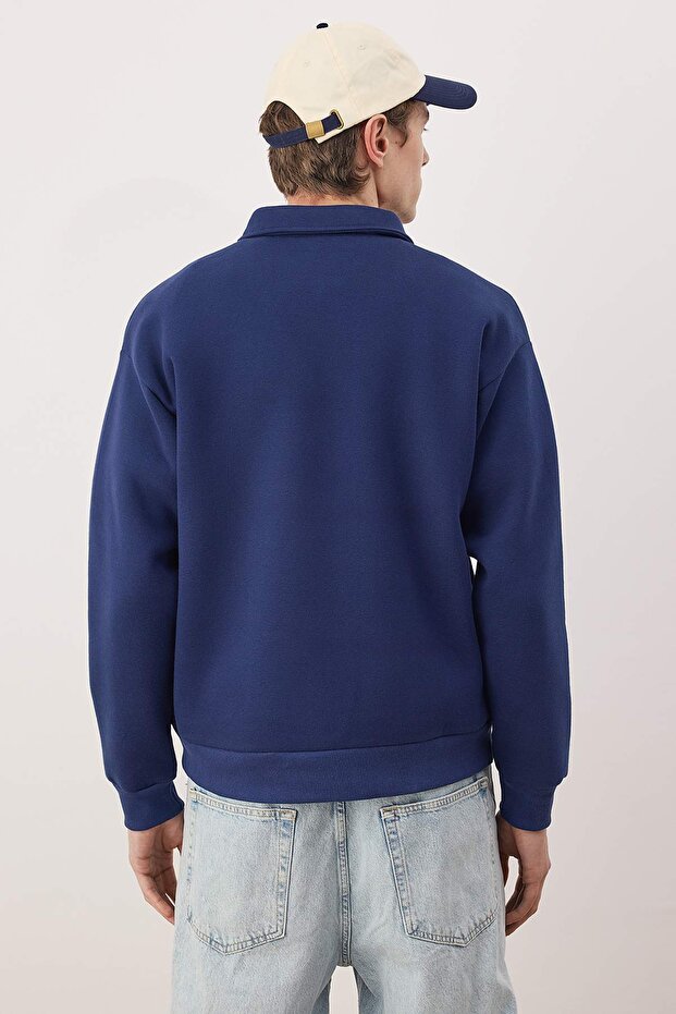 Lacivert Yeni Oversize/Geniş Kesim Soft Kalite İçi Polarlı Polo Yaka Sweatshirt TMNAW26SW00004 - 4