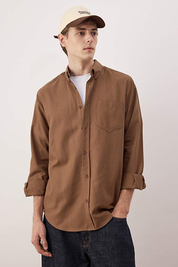 Kahverengi Regular Fit Gabardin Dokulu Erkek Gömlek TMNAW26GO00009 - 4