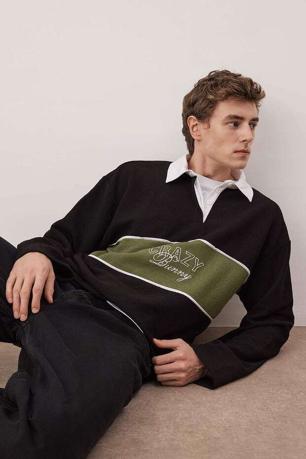 Siyah Yeni Oversize/Geniş Kesim Nakış Detaylı Kalın Polo Yaka Sweatshirt TMNAW26SW00027 - 2