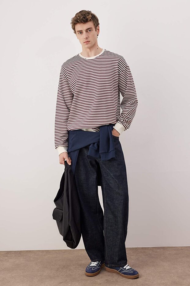 Bordo Oversize/Geniş Kesim Çizgili İçi Polarlı Pamuklu Sweatshirt TMNAW24SW00065 - 2