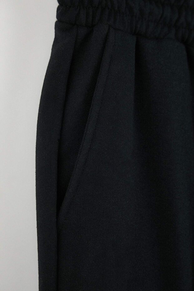 Siyah Regular/Normal Kesim Açık Paça Eşofman Altı TMNAW26EA00016 - 3