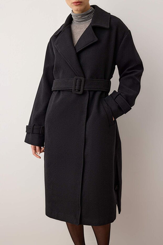 Czarny oversize, długi, wełniany płaszcz typu oversize z paskiem TWOAW22KB0015 - 4