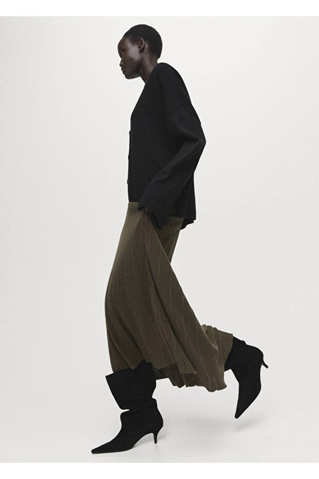 V-Neck Oversized Cardigan - 8
