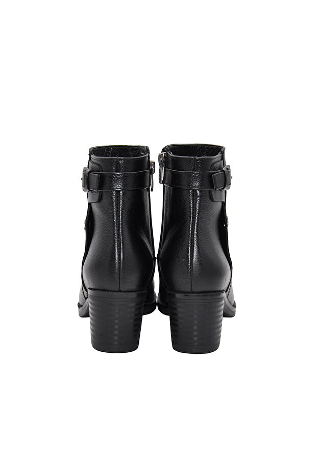 1779011 Kadın Bot - 6