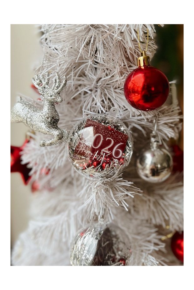 Silver-Red Christmas Tree Ornament with the Words'2026 Happy New Year' Written on It, Decorated with Beads - Ball