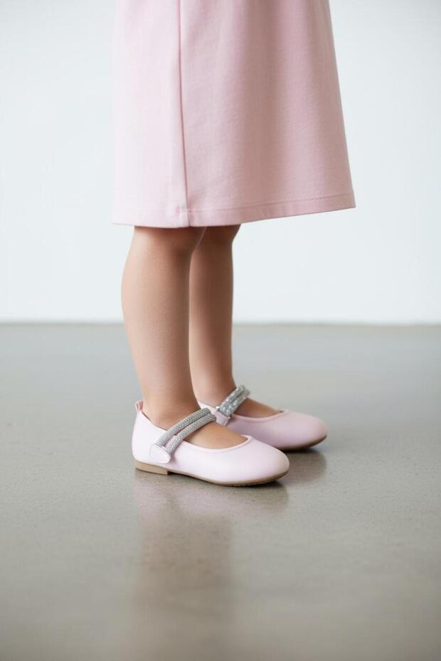 devojka sa kamenjem Baletanke - 2