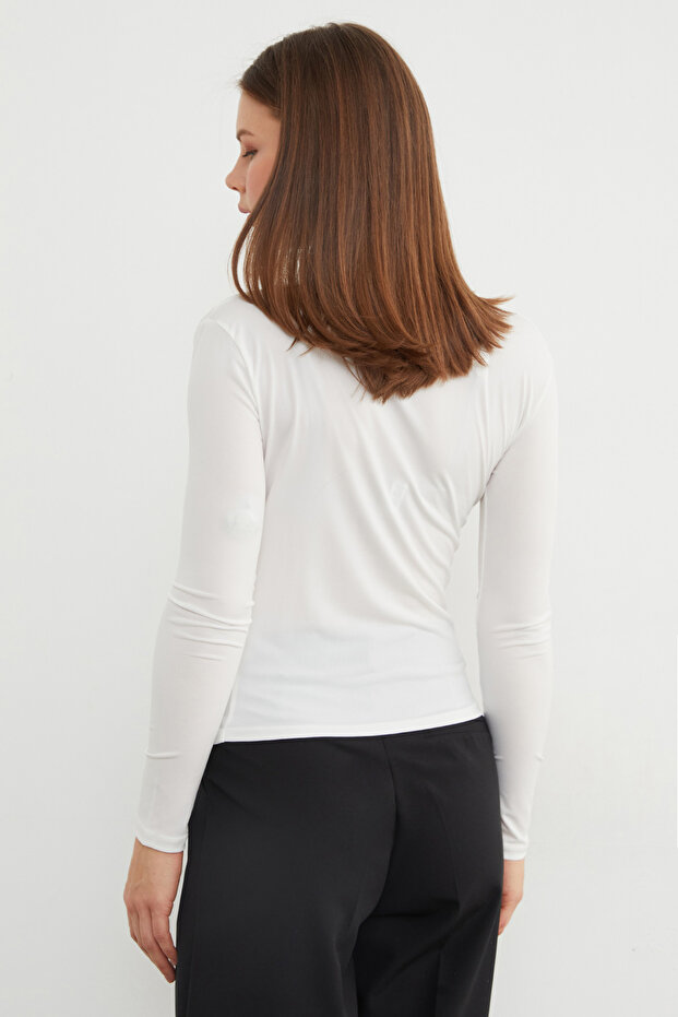 Basic Yanı Büzgülü Bluz - 8