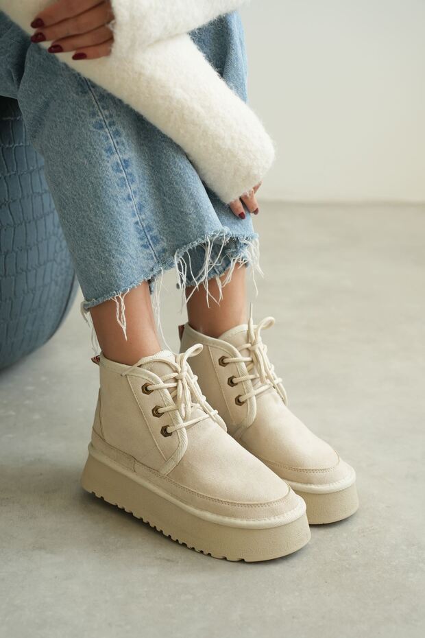 Women's Pastor Fur Short Boots - Skin Suede