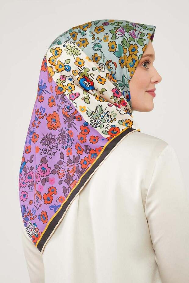 الأرجواني زهرة المينا الاتجاه وشاح Twill