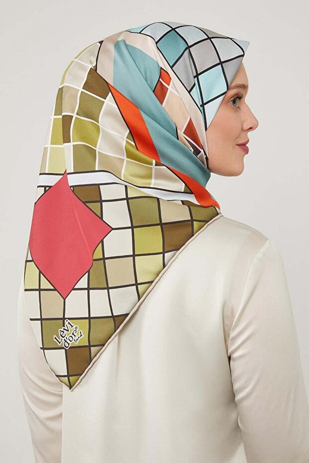 وشاح Twill منقوش باللون البرتقالي