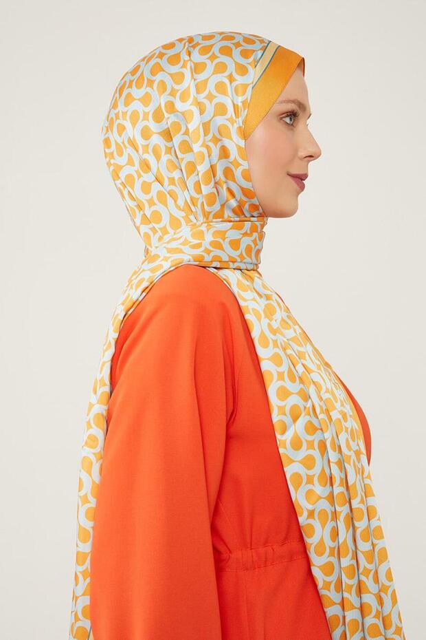 Orange S Pattern Angel Shawl - 3