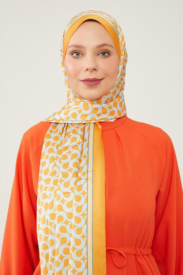 Orange S Pattern Angel Shawl - 2