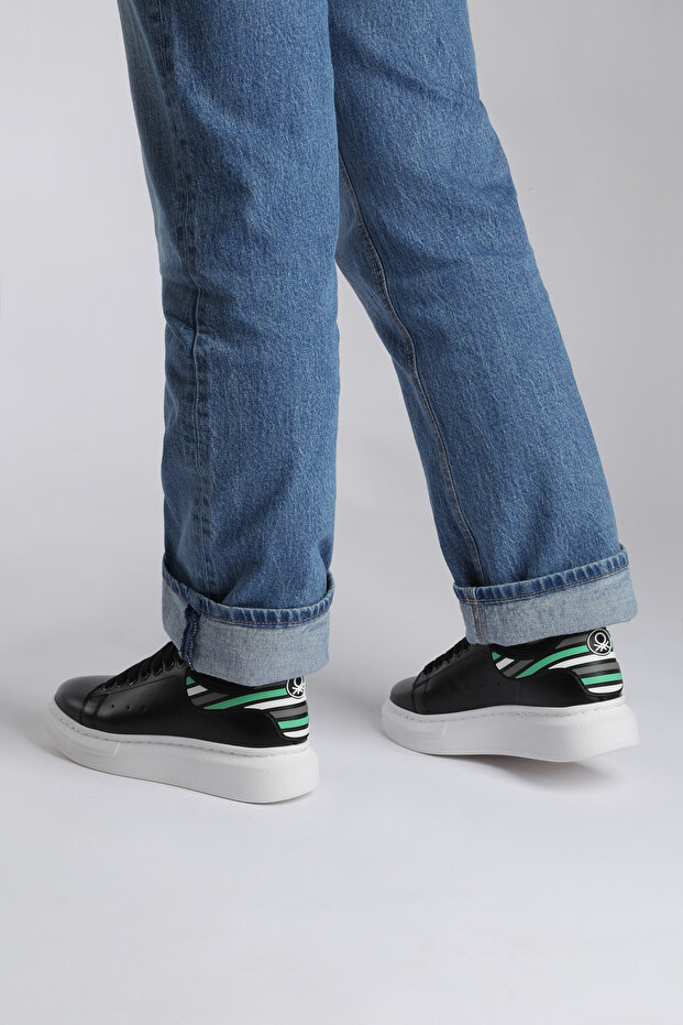 حذاء رياضي نسائي أسود Urban Glide