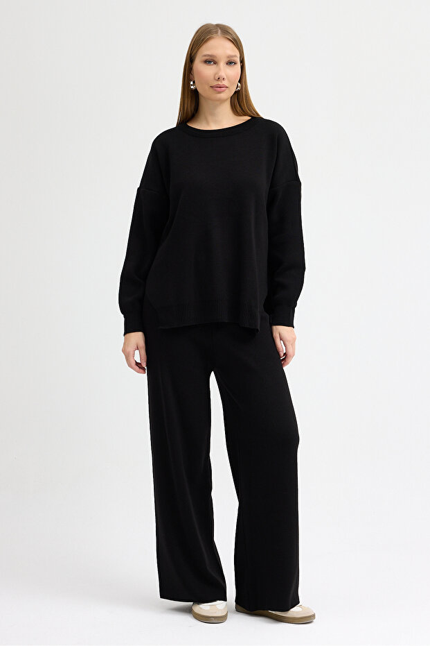 Women's Black Crew Neck Sweater-Pants Knitwear Set