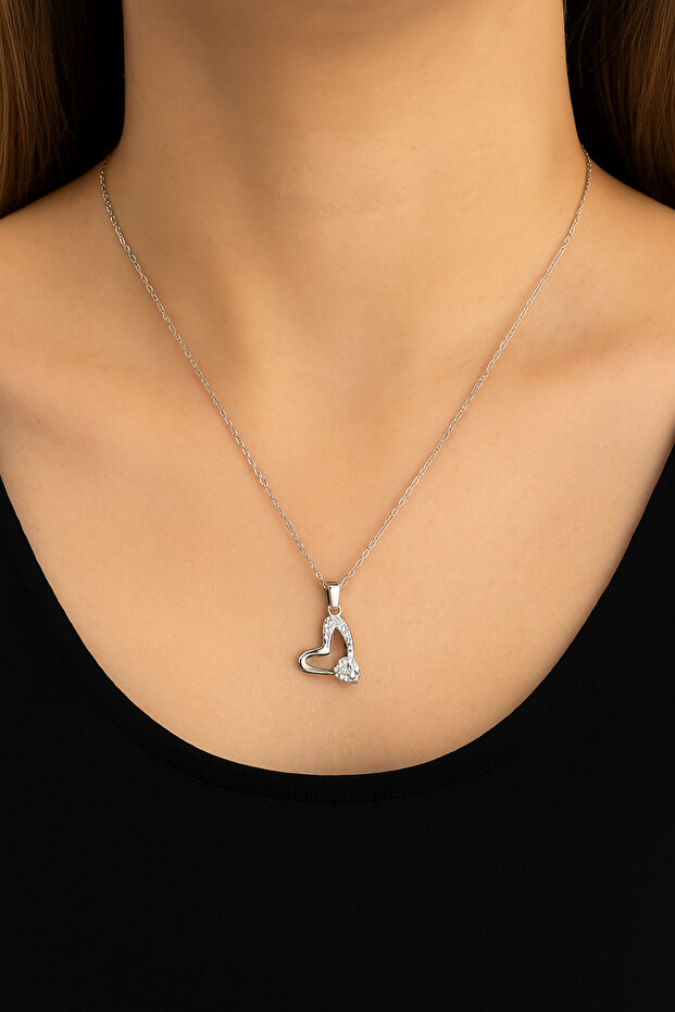 Silver heart necklace