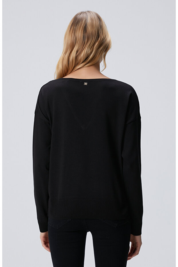 Siyah V Yakalı Basic Kazak - 5