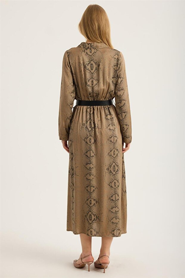 فستان بياقة قميص منقوشة من بيتون - 5