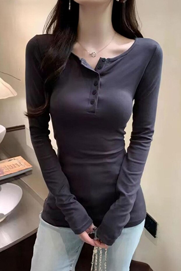 Basic Buttoned Crew Neck Long Sleeve Bodysuit - 1