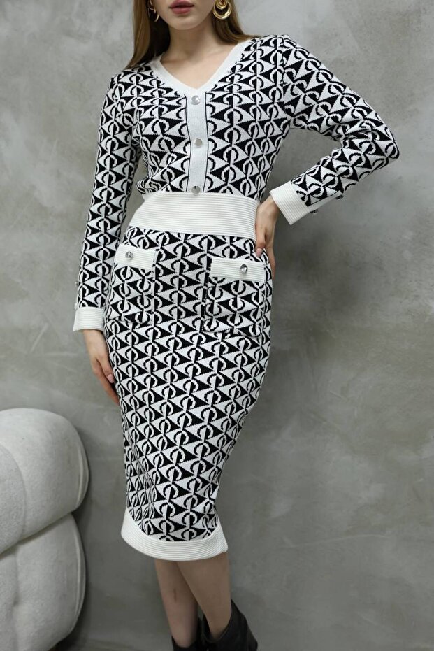 Desenli triko elbise - 2