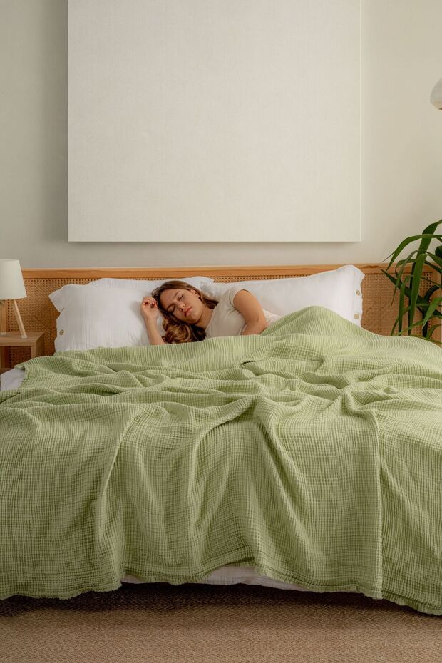 Muslin Bedspread Ultra Soft High Quality 4 Layers Muslin Pike (Double Size (240X320 cm)