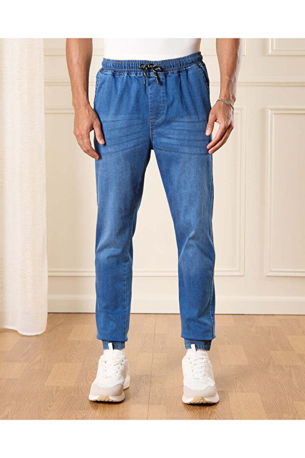 Men Blue Jogger Fit Denim Jeans